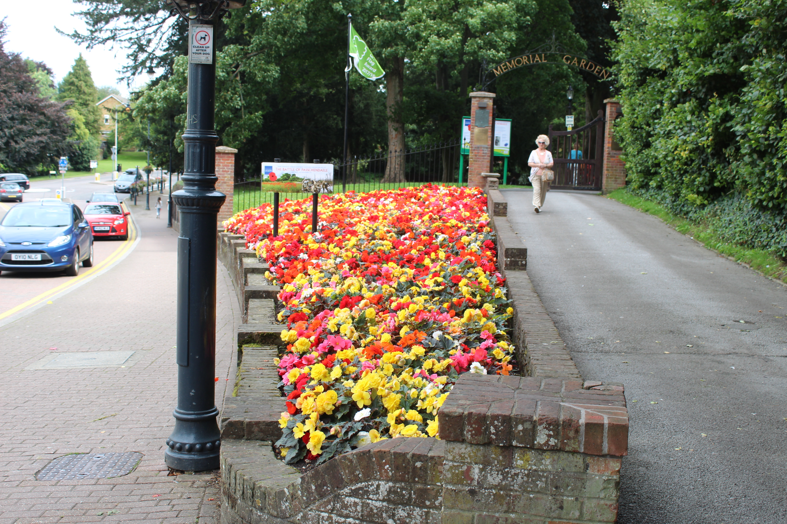 Tring Memorial Gardens War Memorials Online